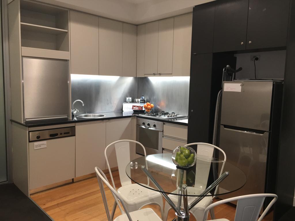 Absolute Collins Apartments Мельбурн Экстерьер фото